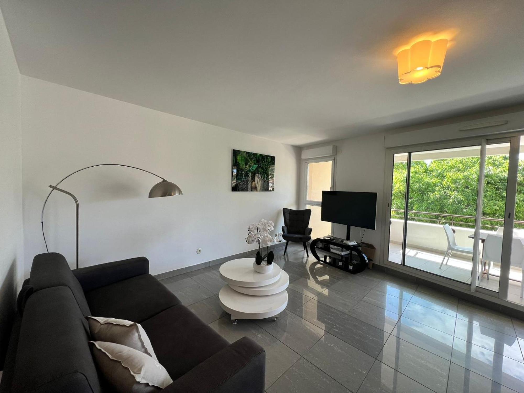 Grand T3 Neuf Proche Port/Centre Ville La Ciotat Exterior photo