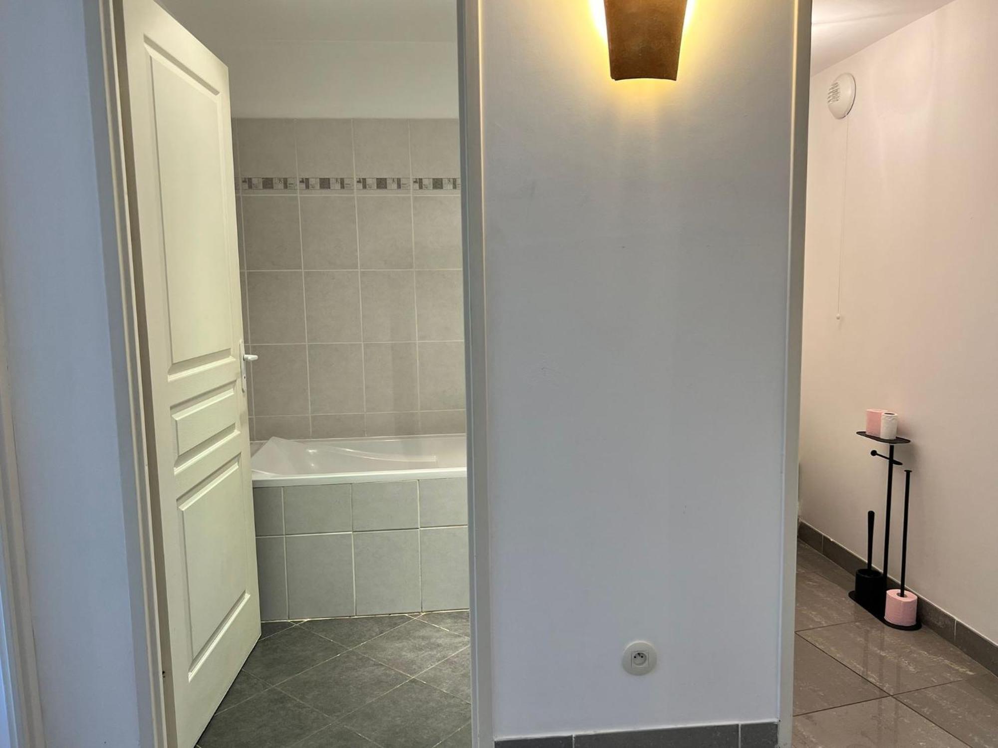 Grand T3 Neuf Proche Port/Centre Ville La Ciotat Exterior photo