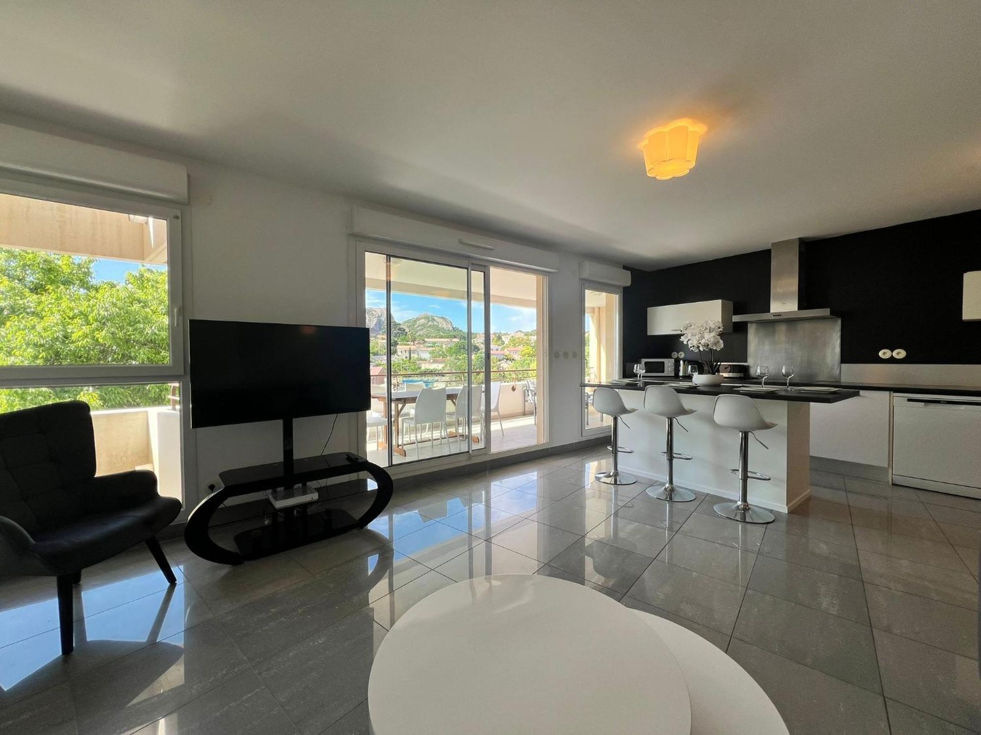 Grand T3 Neuf Proche Port/Centre Ville La Ciotat Exterior photo